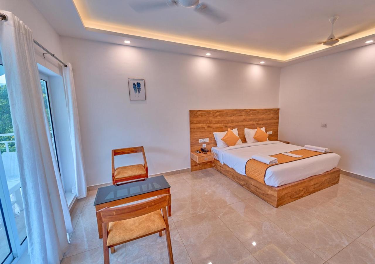 Ice Mist Pool Resort Munnar By Voye Homes Luaran gambar