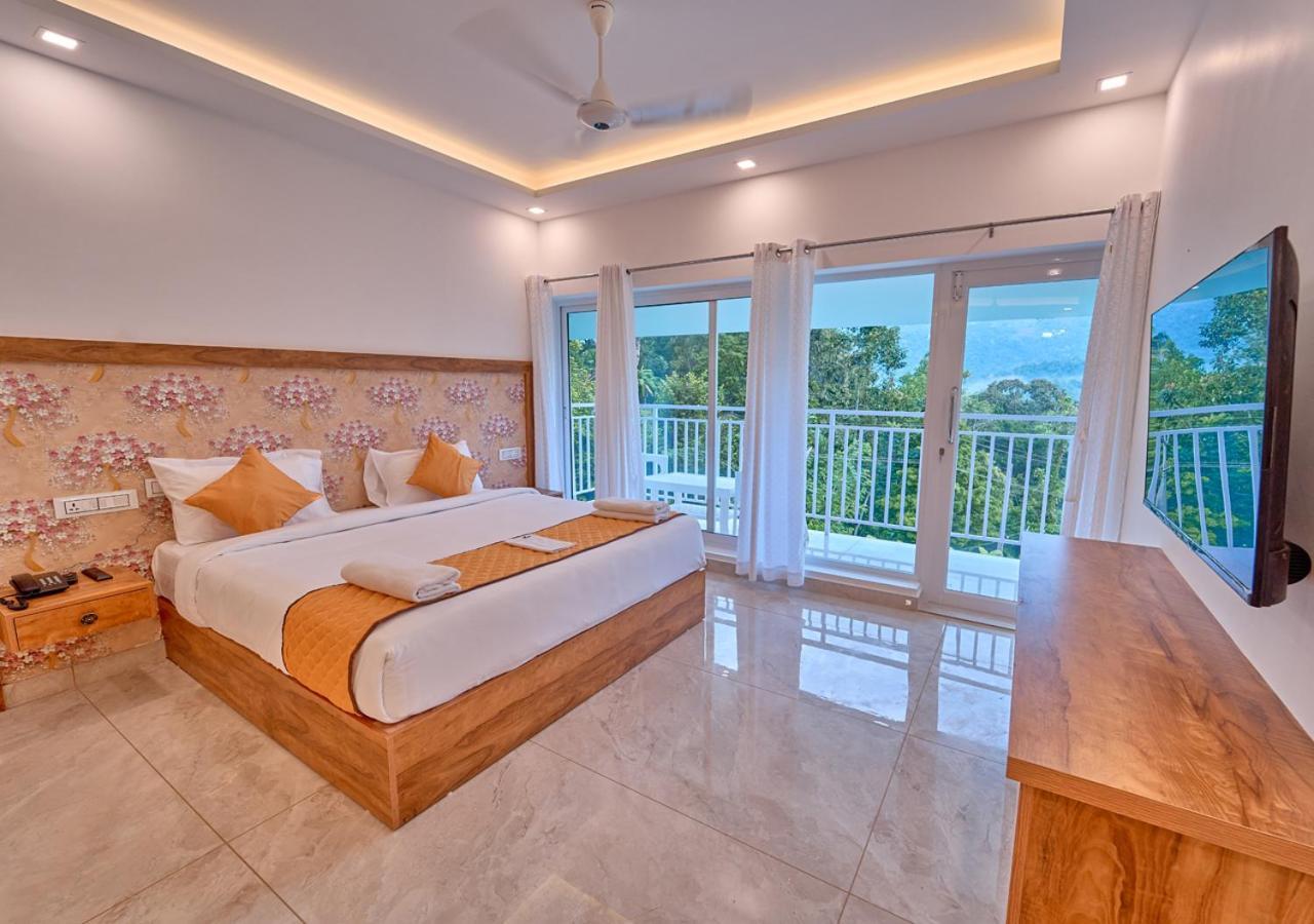 Ice Mist Pool Resort Munnar By Voye Homes Luaran gambar
